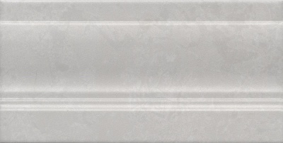 Российская плитка Kerama Marazzi Ферони FMD040 Плинтус Ферони серый светлый матовый 10 20
