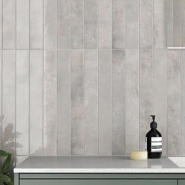 Verticale Dim Gray