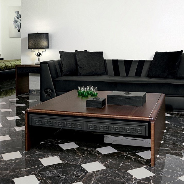 Versace EMOTE фото Versace EMOTE