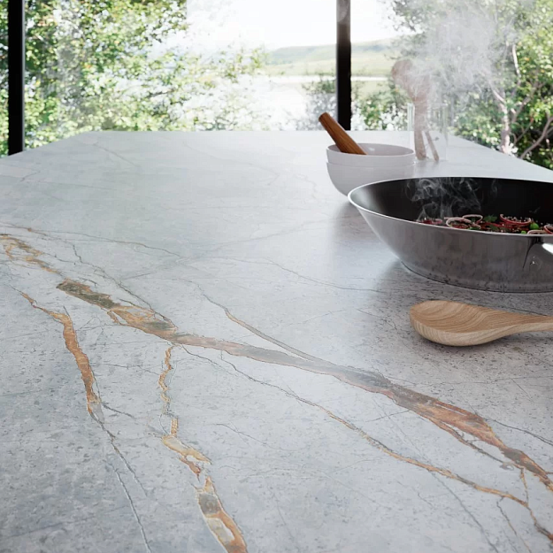 Coverlam (by Grespania) Blue Roma