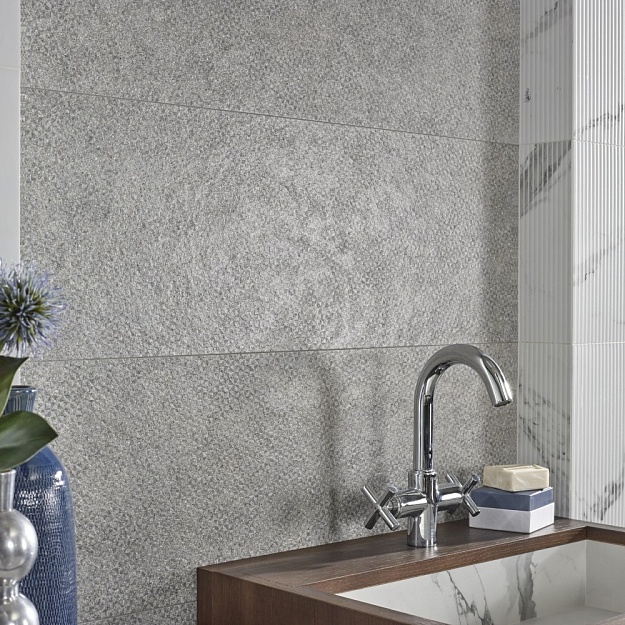 Emigres Enzo  фото Emigres Enzo