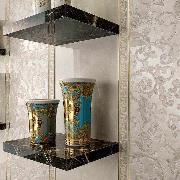 Versace EMOTE фото Versace EMOTE