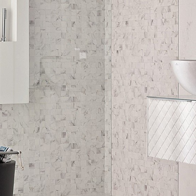 Porcelanosa Marmol Carrara